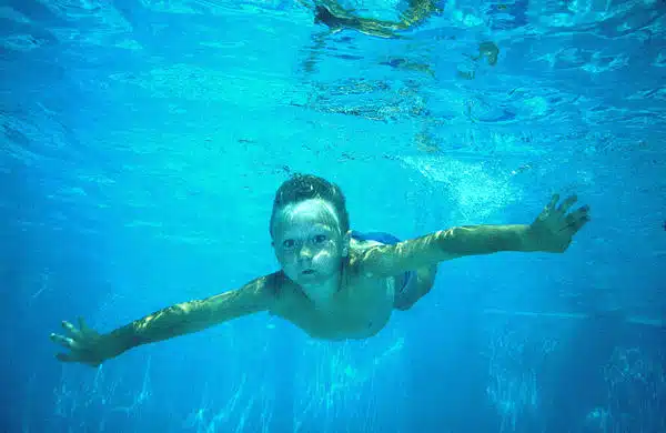 Pourquoi couvrir sa piscine enterrée ?